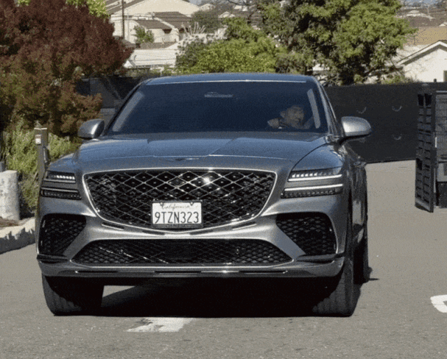 손흥민이 제네시스 GV80 쿠페 모델을 운전하는 모습 사진인스타그램 캡처