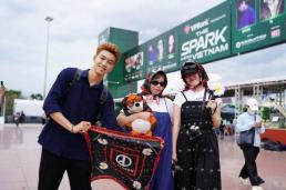 "밥값 아껴도 지드래곤은 못 참지"... 베트남, 경험과 감정에 지갑 연다