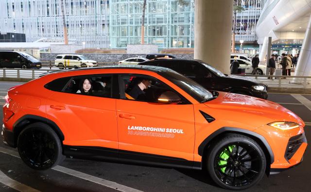 [포토] 람보르길리 김길리, 스포츠카 타고 집으로