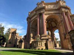 [NNA] 짯화 환율 역대 최고치서 하락… 4400짯 수준