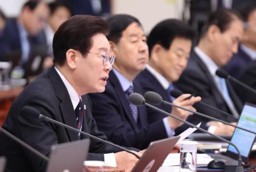 李, 외국인 관광객 3000만 실현 위해 관계 부처·민간과 지원 방안 모색