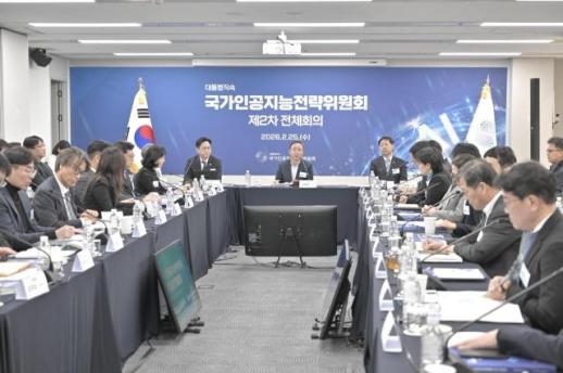 카카오게임즈, 슴미니즈 글로벌 시장 출격…실적 반등 신호탄 쏜다