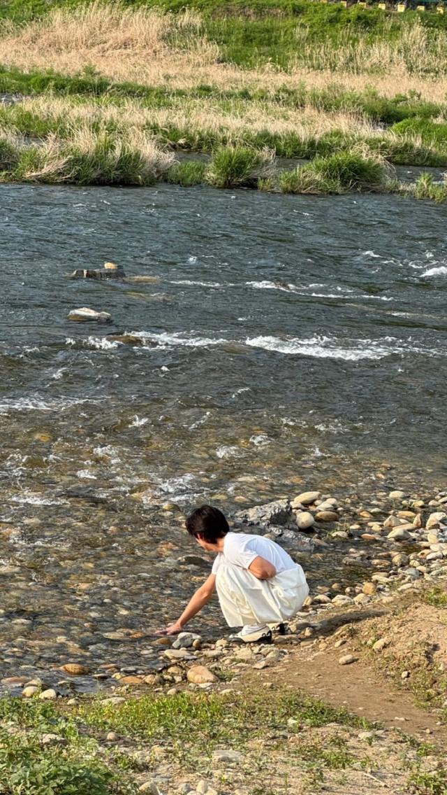 영화 왕과 사는 남자 촬영 현장의 박지훈 사진왕사남 촬영 스태프 SNS