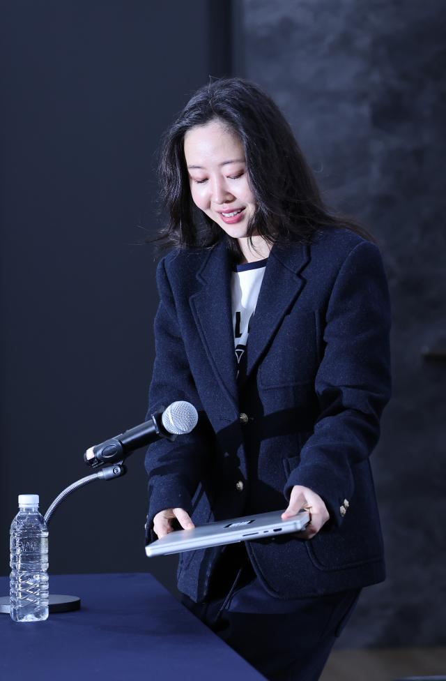 OOAK Records CEO Min Hee-jin attends a press conference regarding a court ruling on a 256 billion won put option lawsuit against HYBE at Challenge Hall in Seoul on February 25 YONHAP