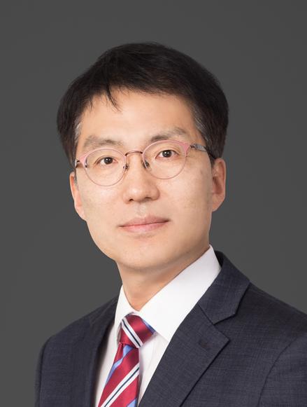 김기용 수석전문위원 사진법무법인 태평양