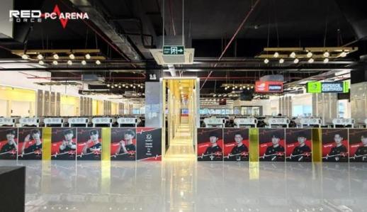 Redforce PC Arena chính thức đổ bộ TP.HCM…Mang trải nghiệm đỉnh cao cho game thủ Việt