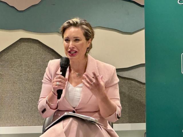 사라 로버츠 호주와인협회 아시아태평양 지역 매니저가 26일 안다즈 서울 강남에서 열린 제8회 Taste the Wonders of Australia 캠페인 미디어 콘퍼런스에서 설명하고 있다 사진강상헌 기자