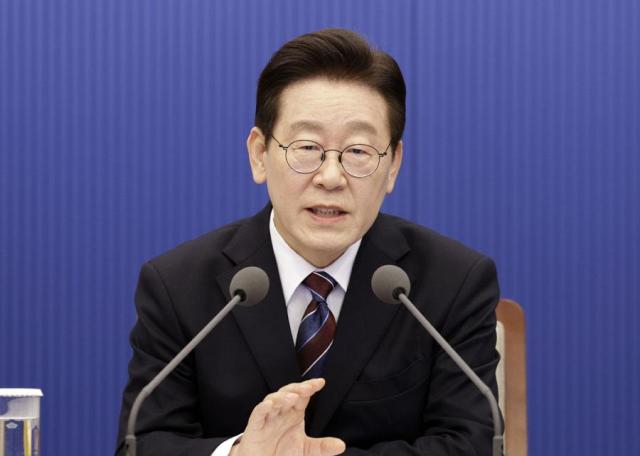 Lee set to visit Singapore and the Philippines next week