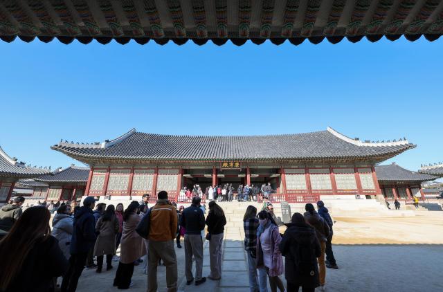 Visitors look around Gangnyeongjeon Hall at Gyeongbokgung Palace in Jongno District Seoul on Feb 9 2026 AJP Yoo Na-hyun
