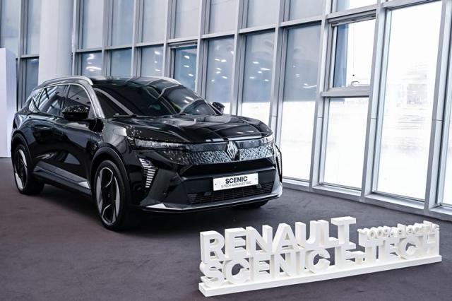 르노 세닉 E-Tech 사진르노코리아 