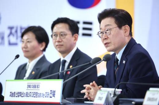 李 대통령 균형발전, 국가 생존전략…죽을힘 다하고 있어
