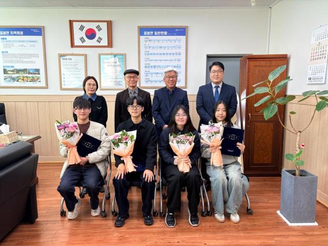 제39회 의당장학금 수여식 기념사진 사진한세예스24문화재단