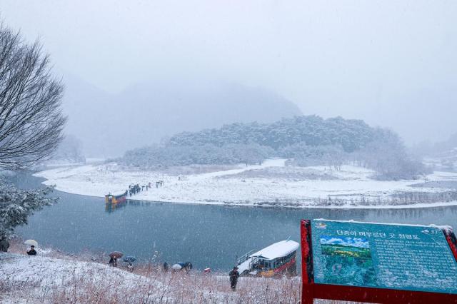 눈 내리는강원도 영월 청룡포 사진강원도청