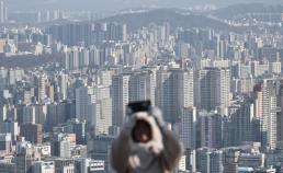 [특징주] 삼성전자, HBM4 첫 양산 소식에 18만전자