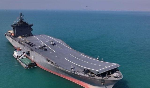 이란군의 샤히드 바게리호 사진엑스