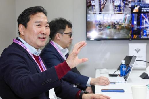 오픈AI, GPT-5.3 인스턴트 출시… 정확도 향상·환각 감소·대화개선