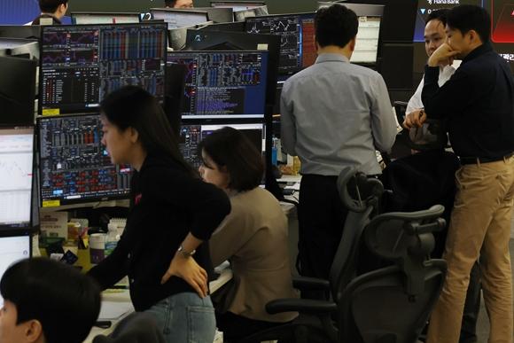 코스닥 장중 1000선 붕괴…12% 이상 폭락