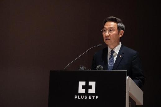 ETF 명가 도약 청사진 내건 한화자산운용 3년내 순자산 100조의 톱3 운용사로 도약