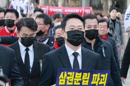 [이다희의 국회 엿보기] 장외투쟁 나선 국민의힘, 절윤 거부에 민심 외면 