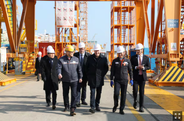 Stephen Fuhr fourth from left Canadas Defense Procurement Special Envoy visits Hanwha Oceans Geoje site on the 2nd boards the Jangbogo-III Batch-II lead ship Jang Young-sil with Vice Minister Lee Doo-hee first from left of the Ministry of National Defense and Hanwha Ocean CEO Kim Hee-cheul second from left and tours the production facilities Hanwha Ocean