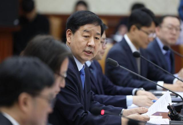 South Korea vows to curb fuel price collusion amid Middle East tensions