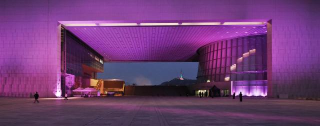 BLACKPINK走进博物馆 K-POP与文化遗产跨界共鸣