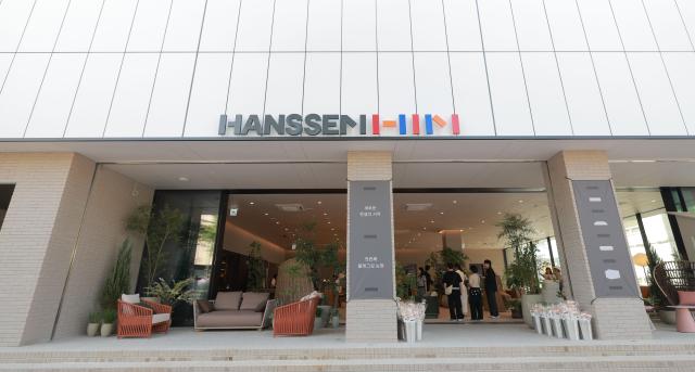 서울 강남구 논현 가구거리 한샘 플래그십 논현 모습 사진유대길 기자 dbeorlf123ajunewscom