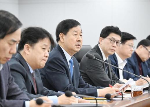 주유소 찾은 구윤철 부총리 매점매석 불법행위 단호하게 대응할 것