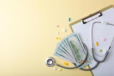 [방예준의 캐치 보카] 암 치료비 넘어 소득 공백까지…생활비 보장 보험상품 눈길