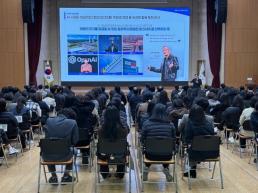 사법부의 양심 vs 내란 본류 재판 결과도 안 나와…구형보다 높은 한덕수 선고에 갑론을박