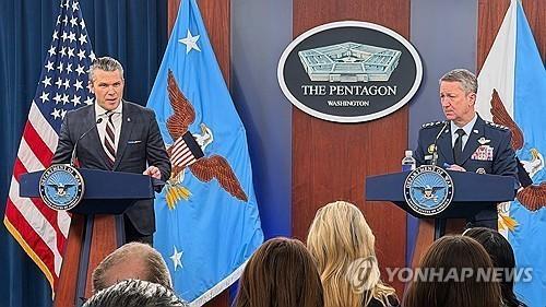 Pete Hegseth US Secretary of Defense and Dan Kane Chairman of the Joint Chiefs of Staff conduct a briefing on the progress of the war in Iran on March 4 local time APYonhap