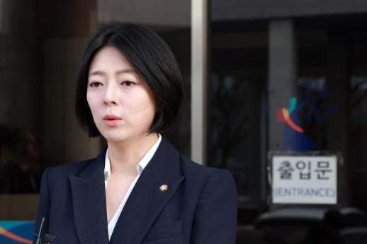 배현진 징계 정지에 장동혁 지도부 제동...보폭 넓히는 한동훈