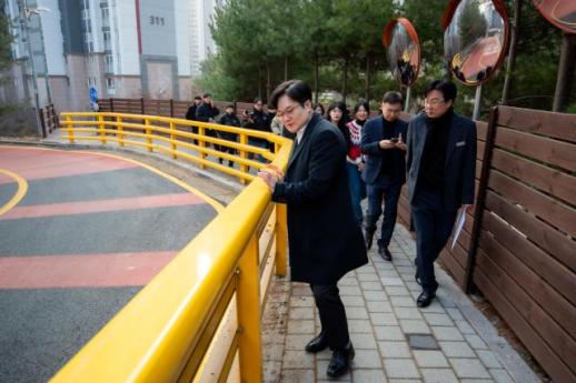 김병수 김포시장, 모담초·중교 통학로 뚫었다...현장행정 또 한번의 결실