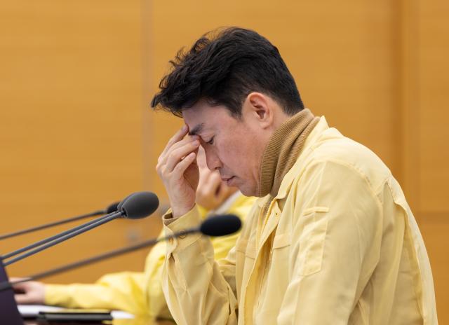 강훈식 대통령 비서실장이 지난 2일 청와대에서 주간업무회의를 주재하고 있다 사진연합뉴스