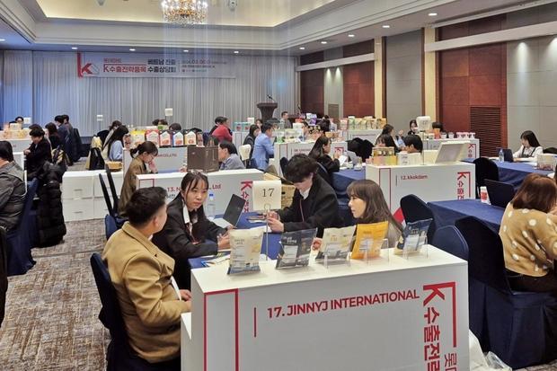 5일 서울 송파구 롯데호텔월드에서 진행된 K-수출전략품목 베트남 진출 수출상담회의 모습 사진롯데마트