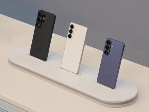 [NNA] 삼성전자, 인도 노이다 공장에서 신형 스마트폰 생산