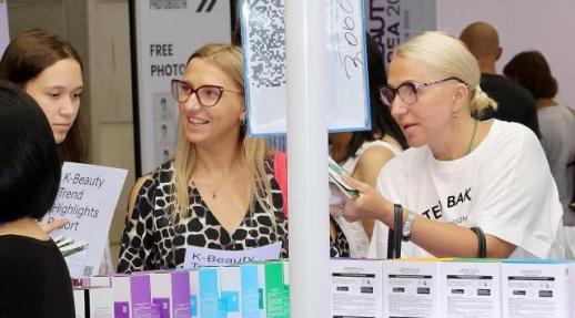 Bí quyết làm đẹp không đau ví…Mỹ phẩm giá rẻ Hàn Quốc thu hút du khách quốc tế