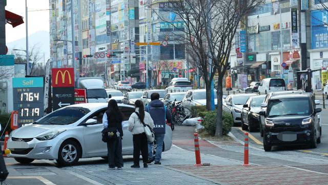 【亚洲人之声】当战争的"炮弹"变成生活的"账单"