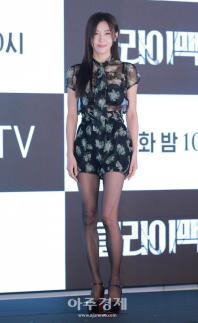 [포토] 포즈 취하는 하지원