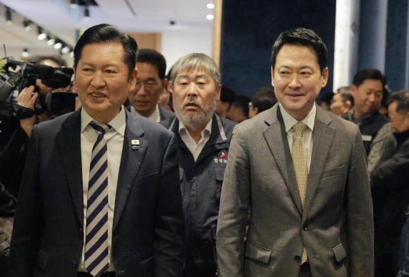 [포토] 한국노총 창립 80주년 기념식 참석하는 여야 대표