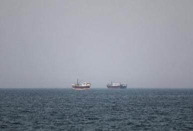 이란의 호르무즈 해협 기뢰 설치… 트럼프 즉각 제거하라