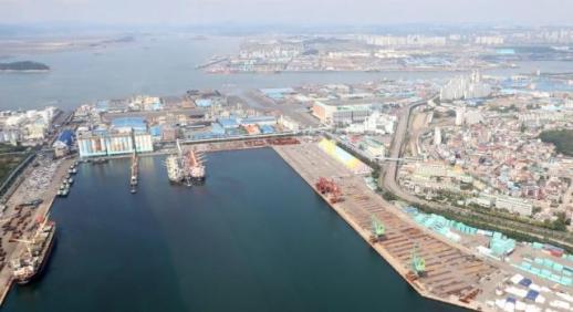 Cảng Incheon dùng rô-bốt tuần tra tự hành để ngăn chặn nhập cảnh trái phép