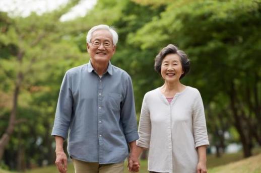 [막힌 요양산업, 커지는 돌봄 수요] 돌봄 공백 눈앞인데…핵심 규제 완화는 하세월