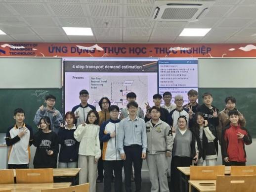 Đại học Giao thông Quốc gia Hàn Quốc chuyển giao chương trình đào tạo đường sắt cho Việt Nam