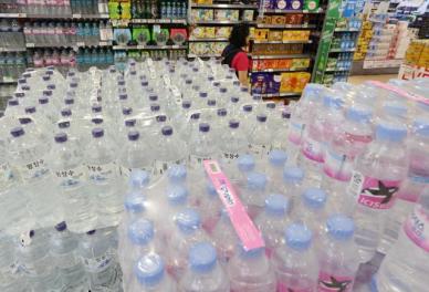 똑같은 물인데 브랜드 달면 1.7배…깜깜이 생수 정보에 소비자 혼란