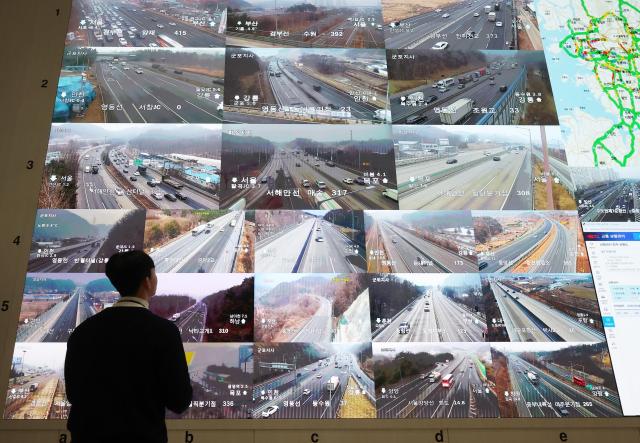 首尔中心城区交通压力上升 主干道通行效率持续下滑