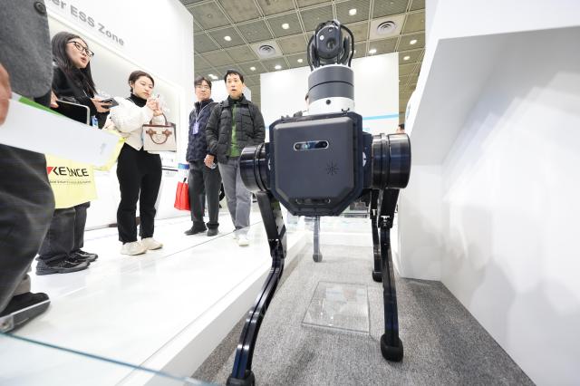 POSCOs four-legged robot on display at the InterBattery 2026 held in COEX March 12 2026 AJP Han Jun-gu