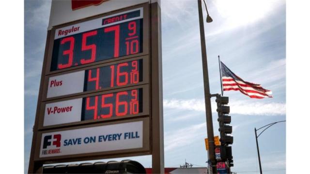 미국 시카고 도심 한 주유소의 유가 현황판 사진AFP 연합뉴스