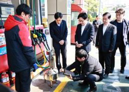 [속보] 中 美 관세 추가 말길…6차 무역협상서 솔직한 논의 용의