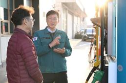 와인 마시다 쓰러졌다 신고도…모텔 살인 피의자, 신상공개 심의